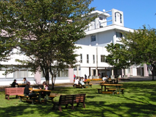 AIU_Main_building.jpg AIU_Main_building.jpg