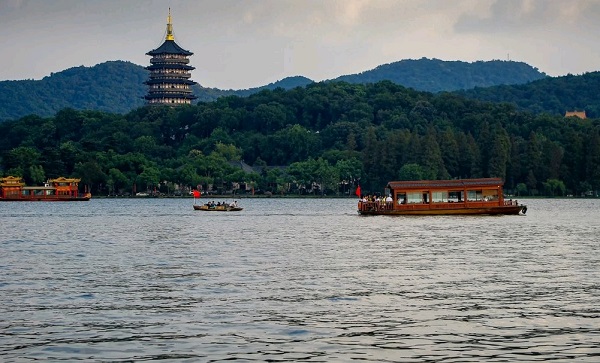 最受国际学生欢迎城市：杭州